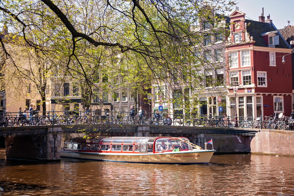 best time to visit Amsterdam