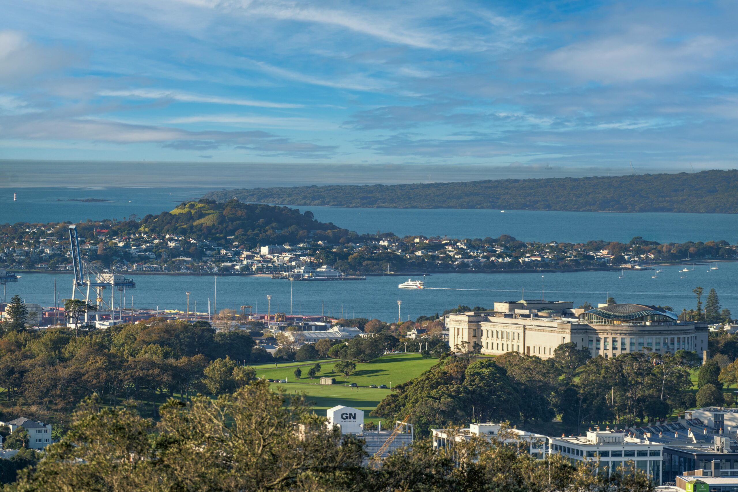 best time to visit Auckland
