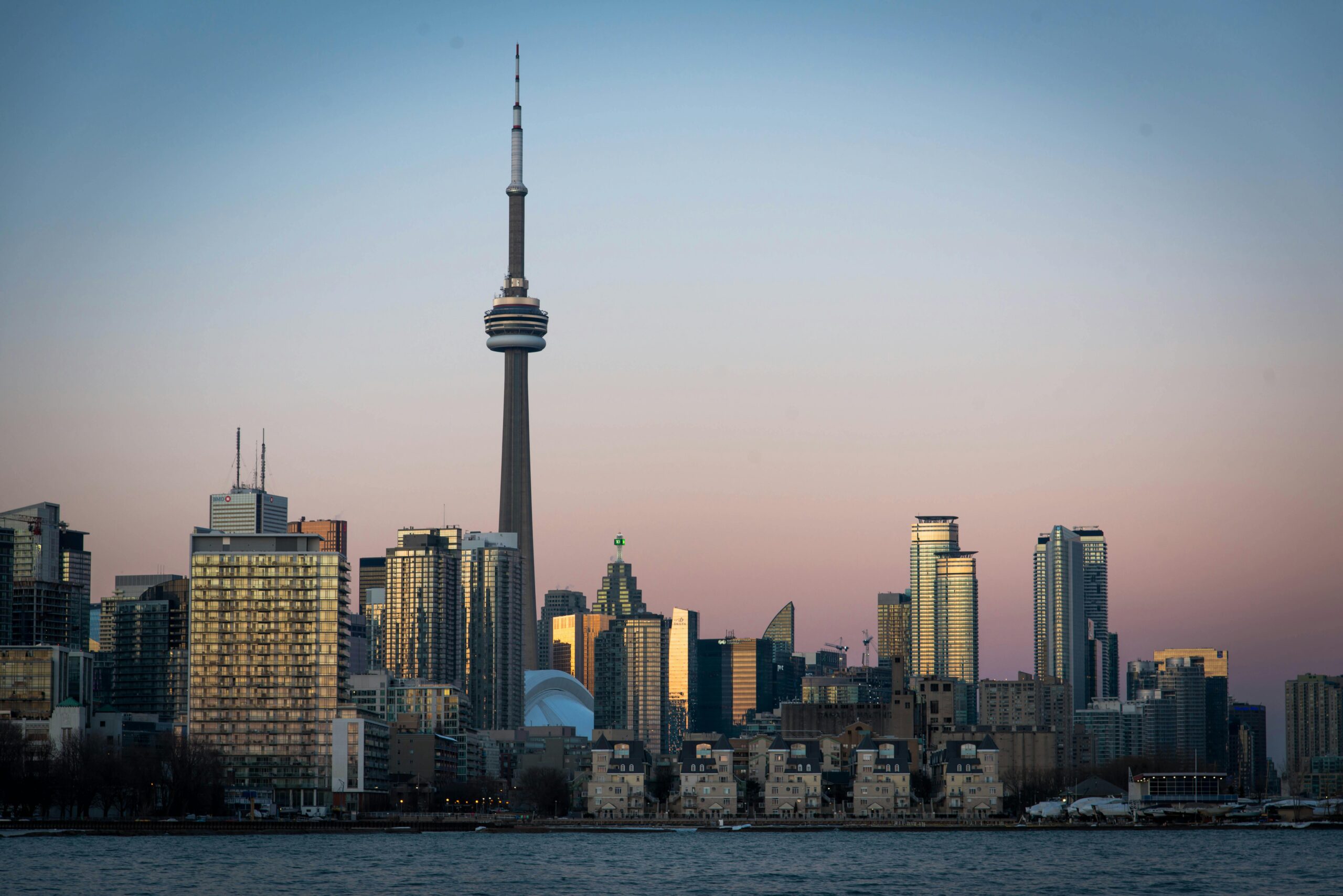 best time to visit Toronto