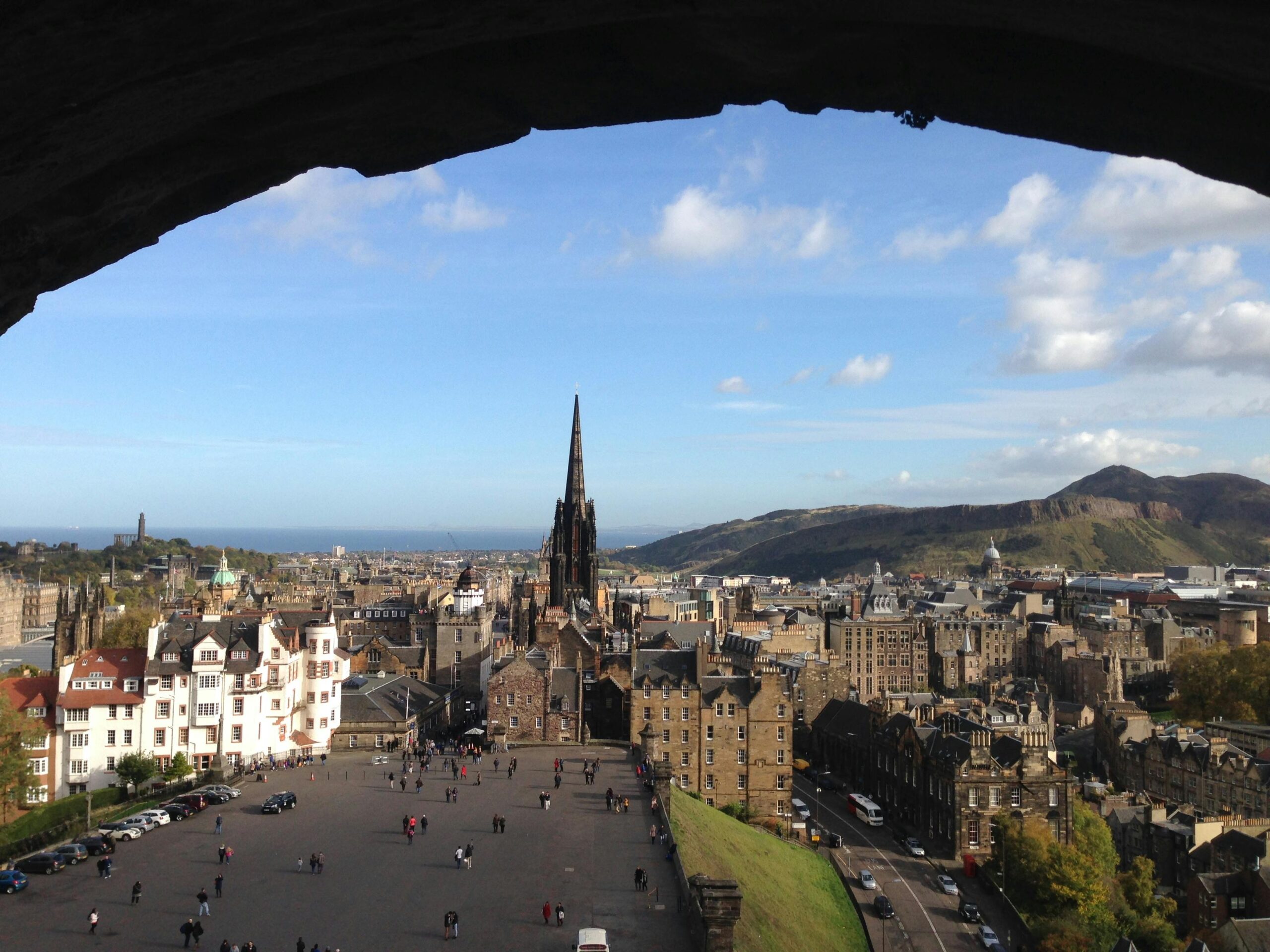 best time to visit Edinburgh