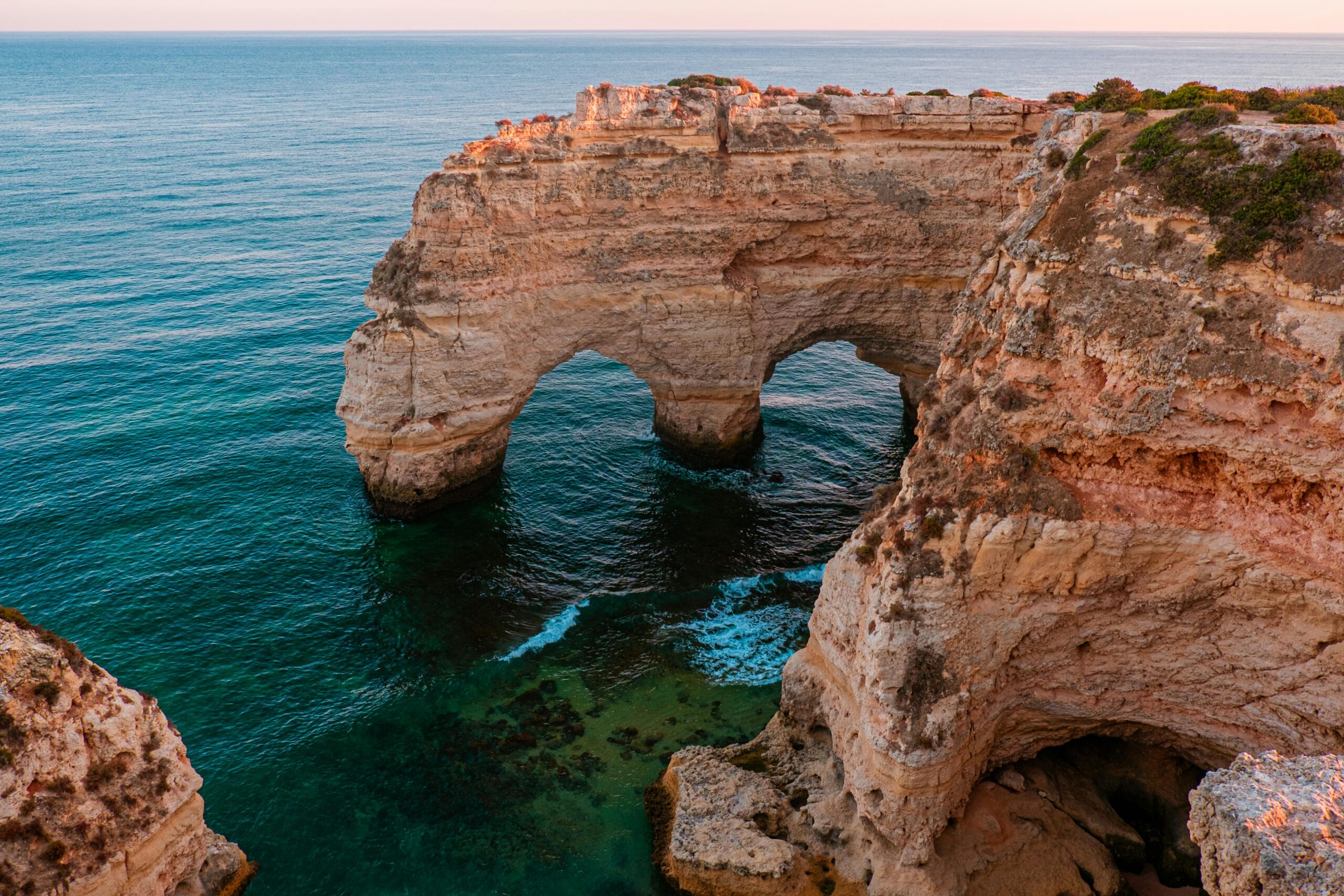 best time to visit Algarve