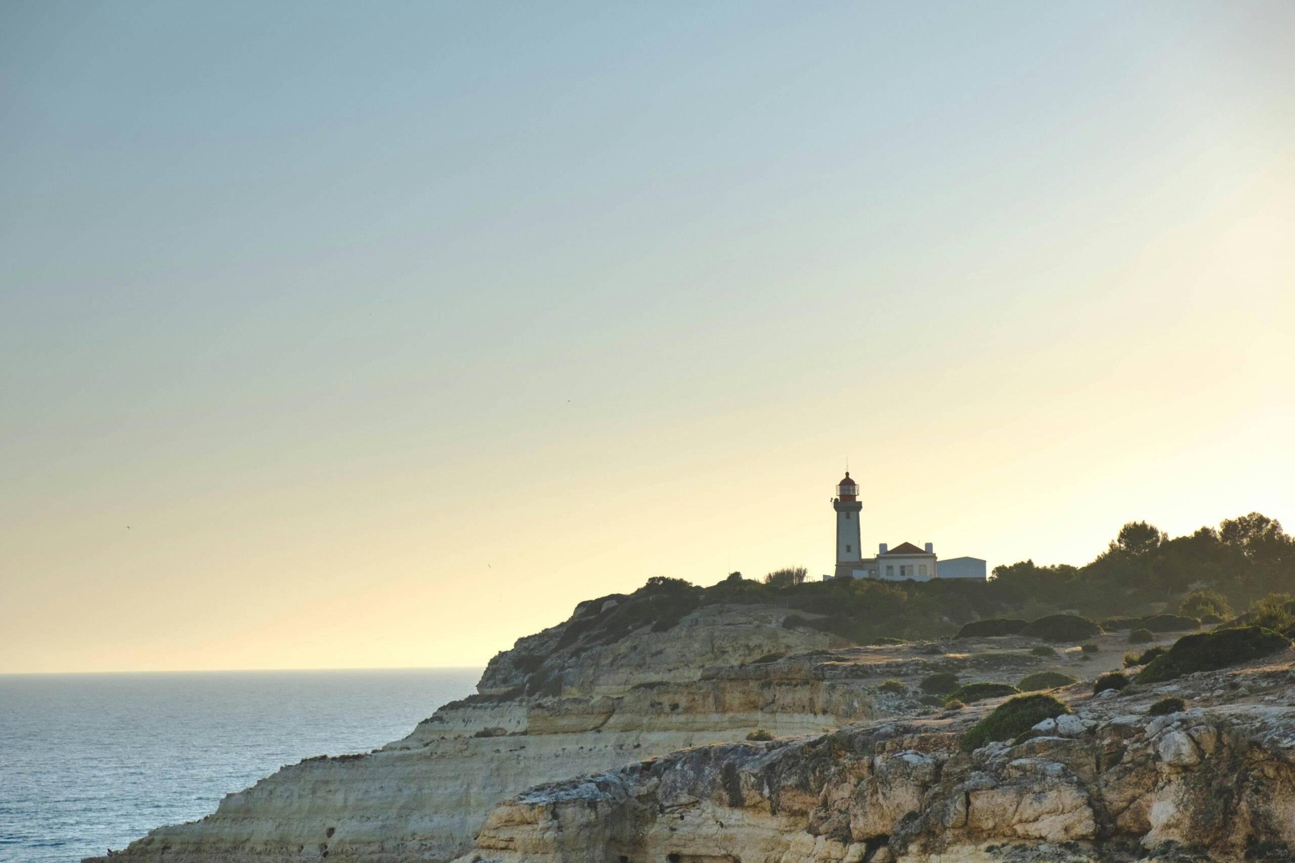 best time to visit Algarve