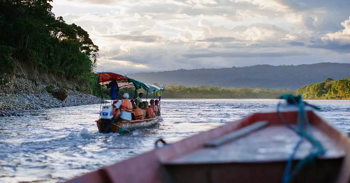 amazon canoe tour ecuador price