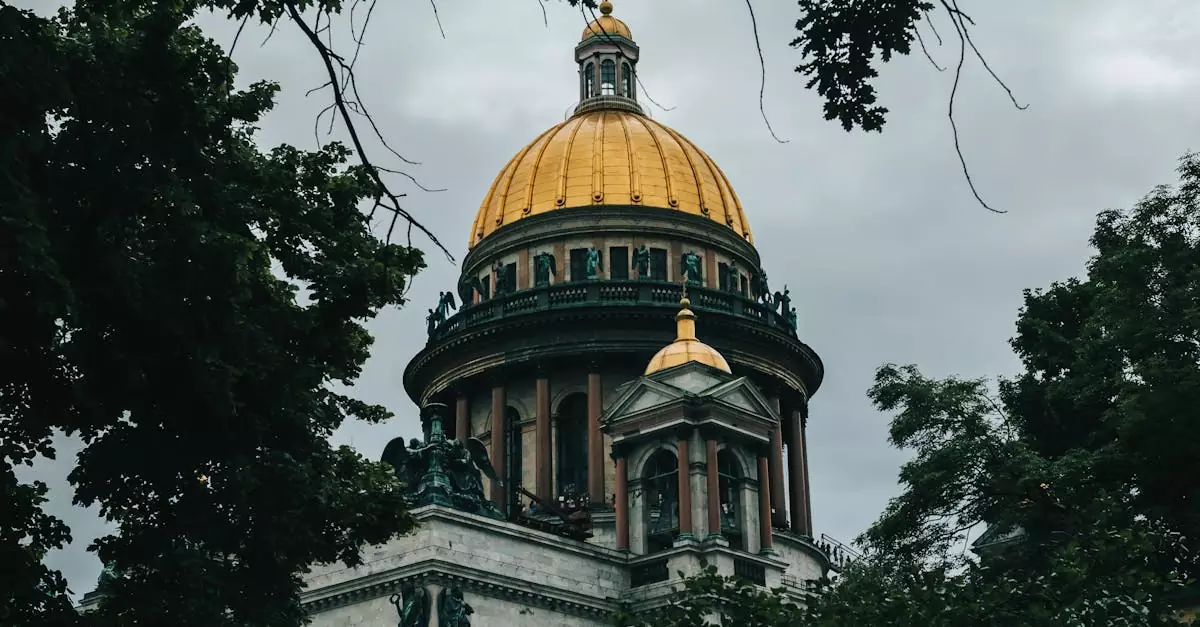 best time to visit st petersburg