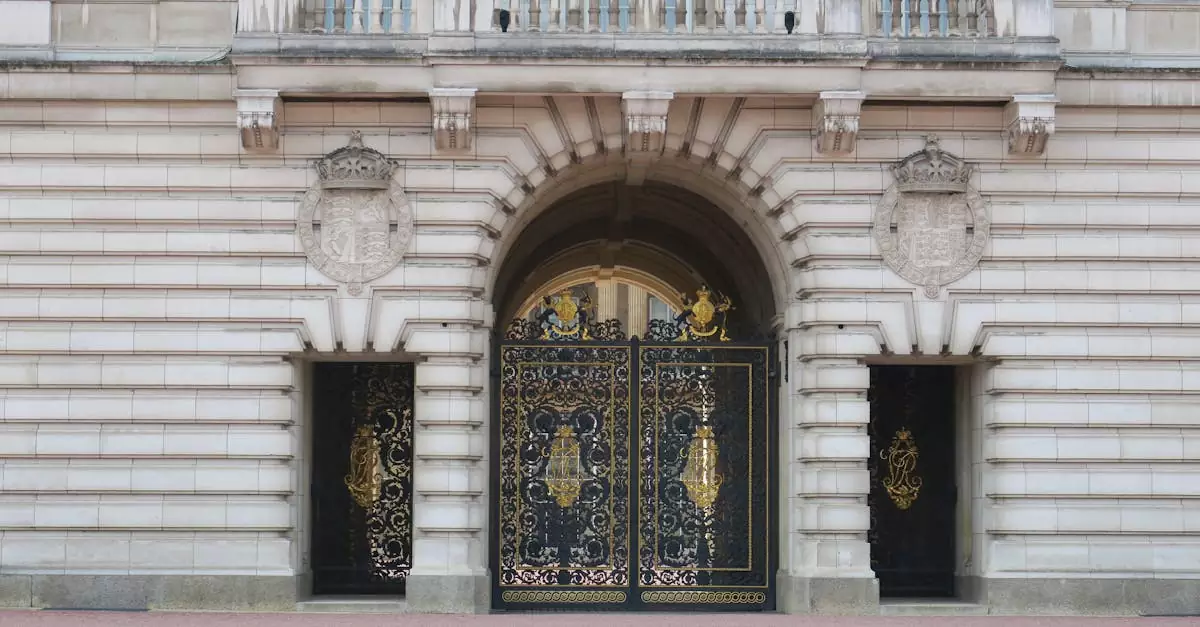 buckingham palace tour price