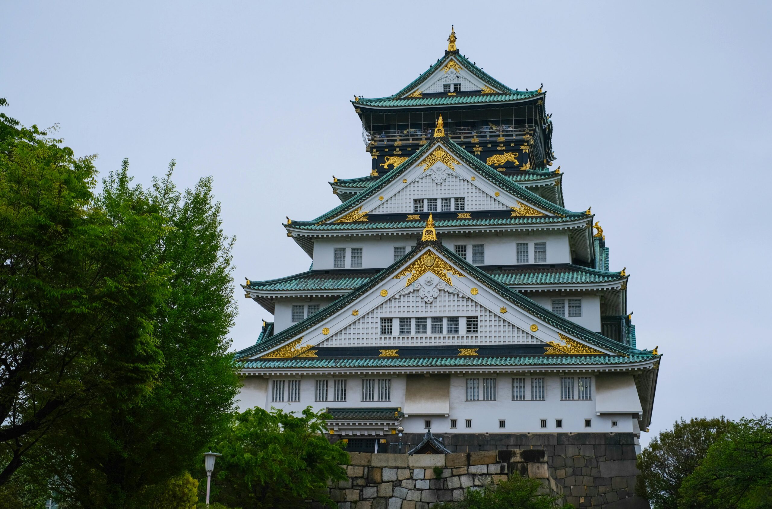 best hotels near osaka castle