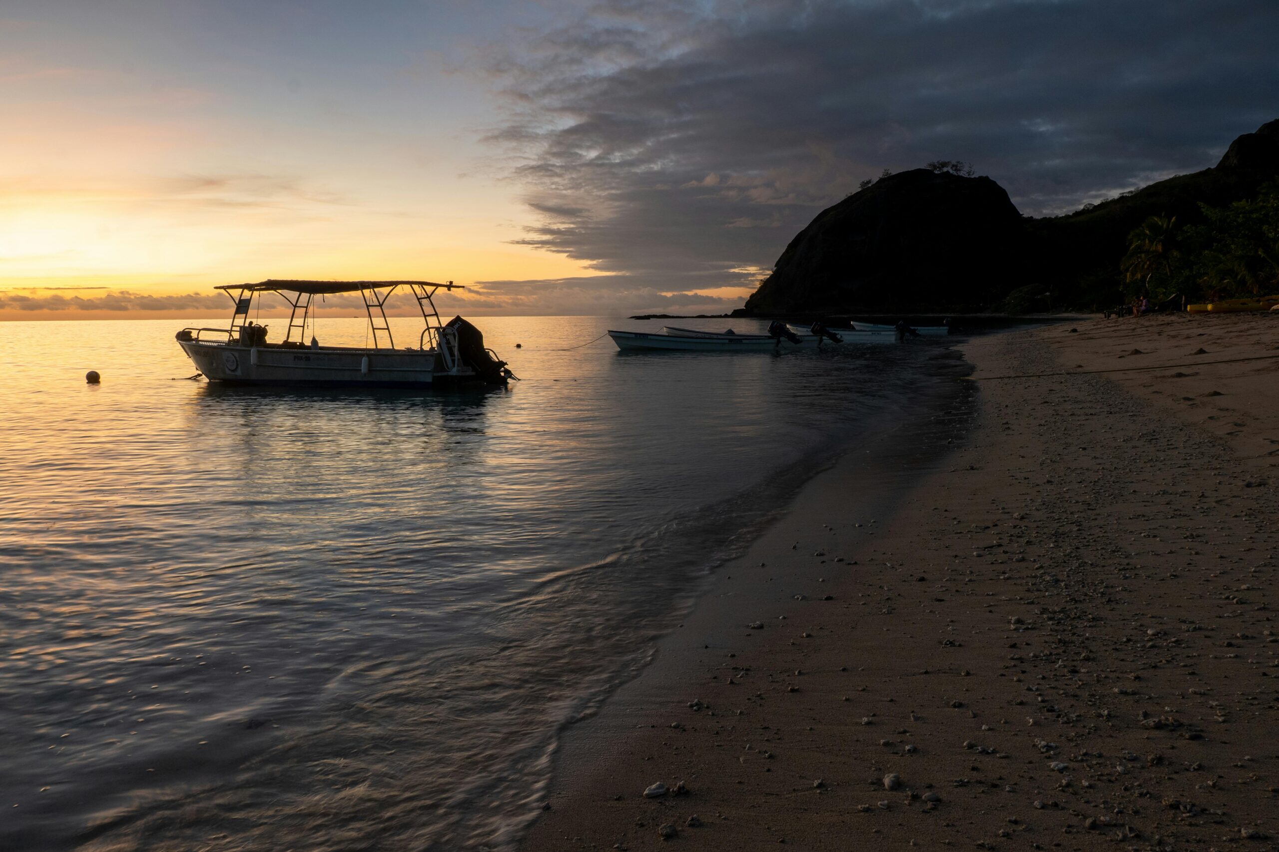 best overwater bungalows in fiji