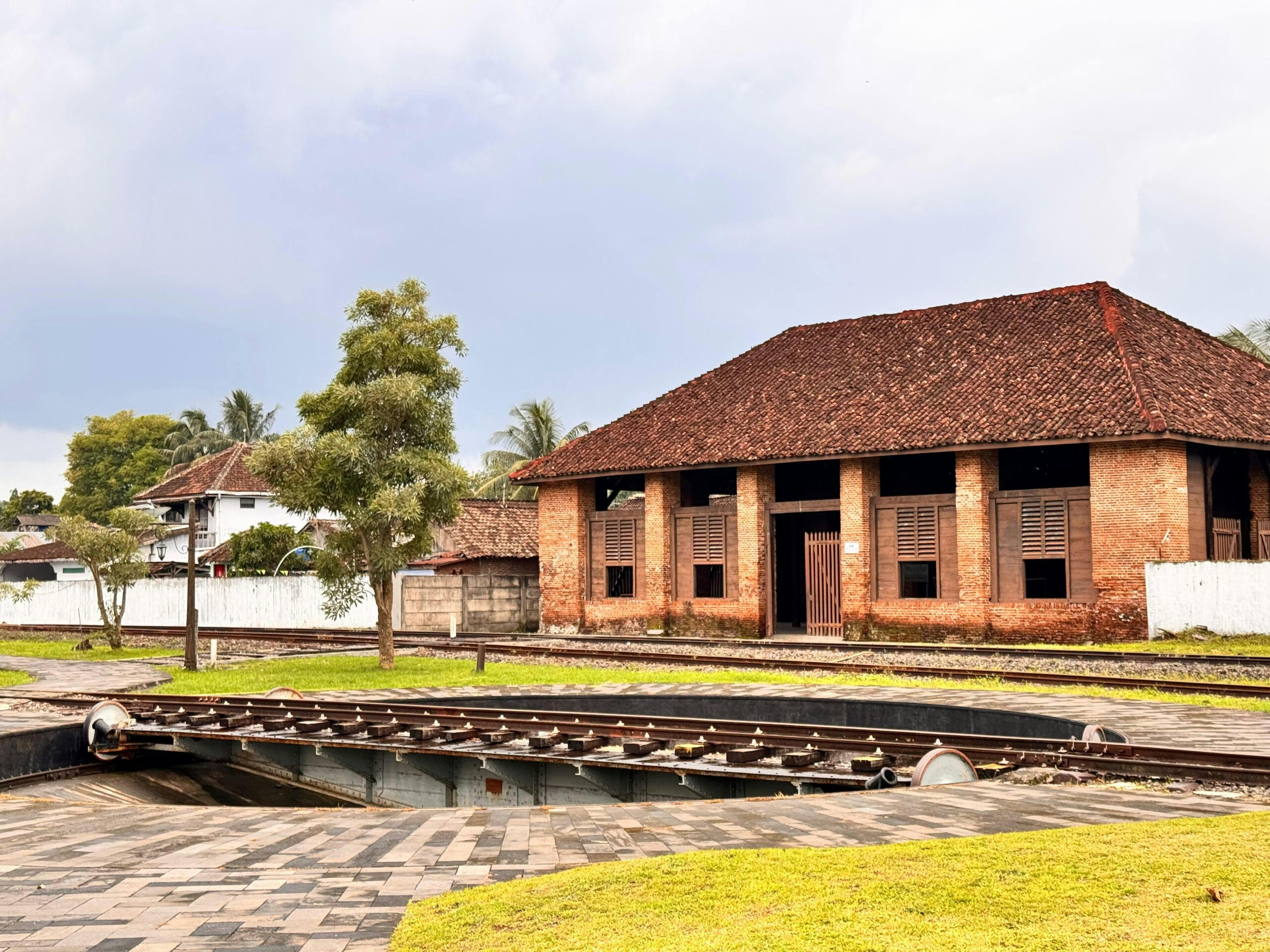 best time to visit indonesia