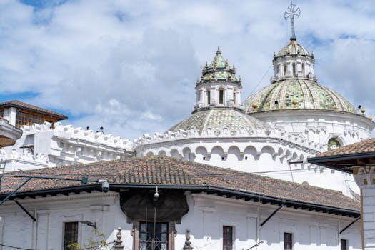 quito old town walking tour price