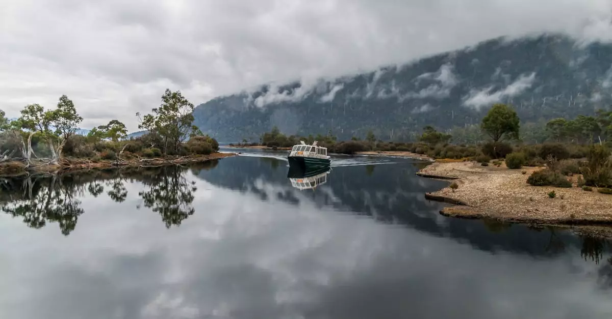 tasmania wineglass bay cruise price