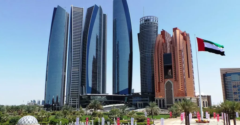 Abu Dhabi Travel Cost: Plan Your Trip Budget per Day 13 abu dhabi travel cost 5713365