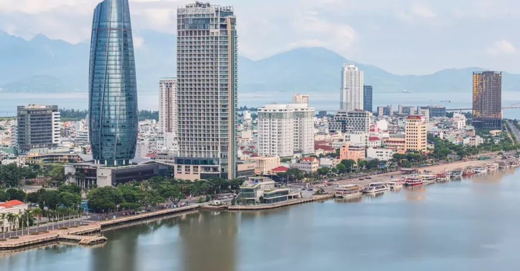 da nang travel cost per day 19940389