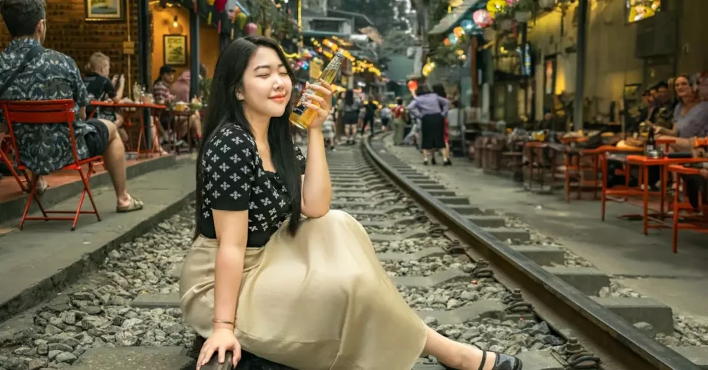 hanoi beer street cost 26762913