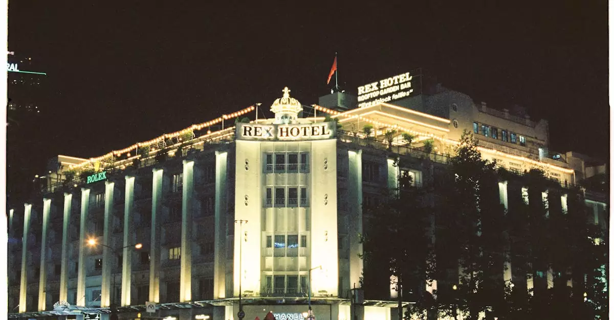 ho chi minh district 1 hotel price