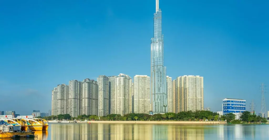 ho chi minh district 3 travel cost 32759891