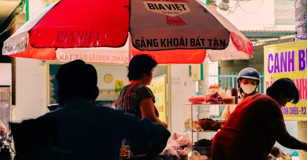 ho chi minh street food cost 28505223