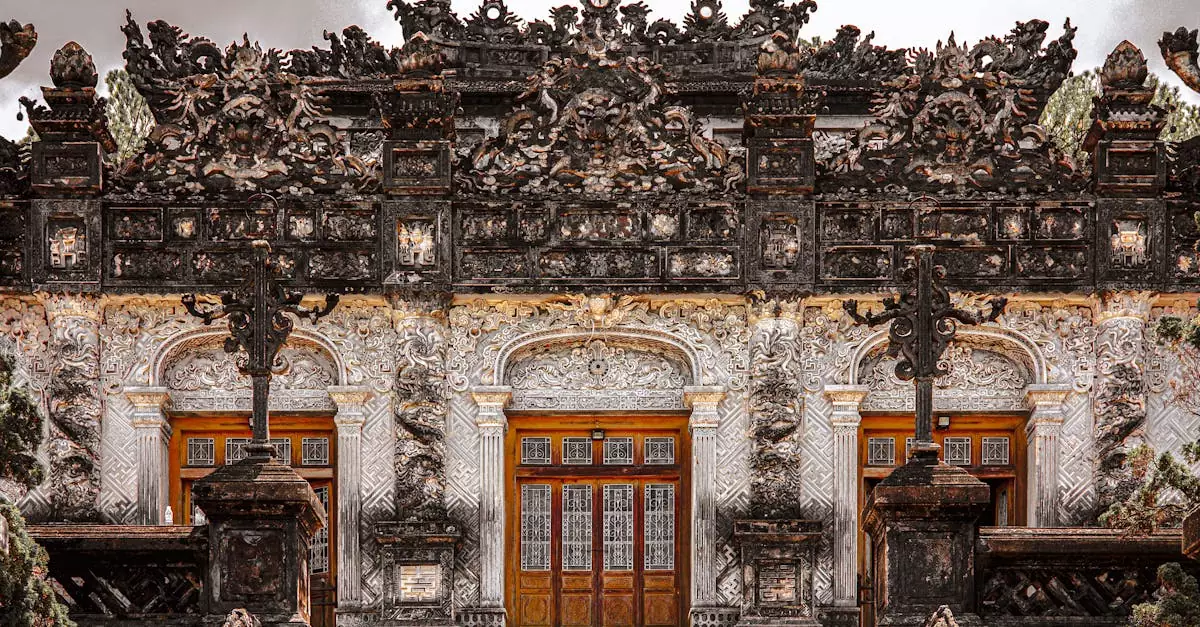 hue tomb entrance fee