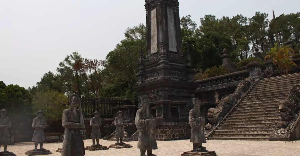 hue tomb entrance fee