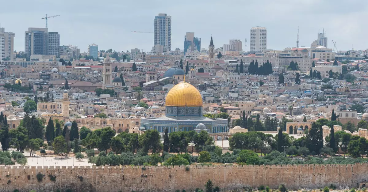 israel budget vs luxury cost