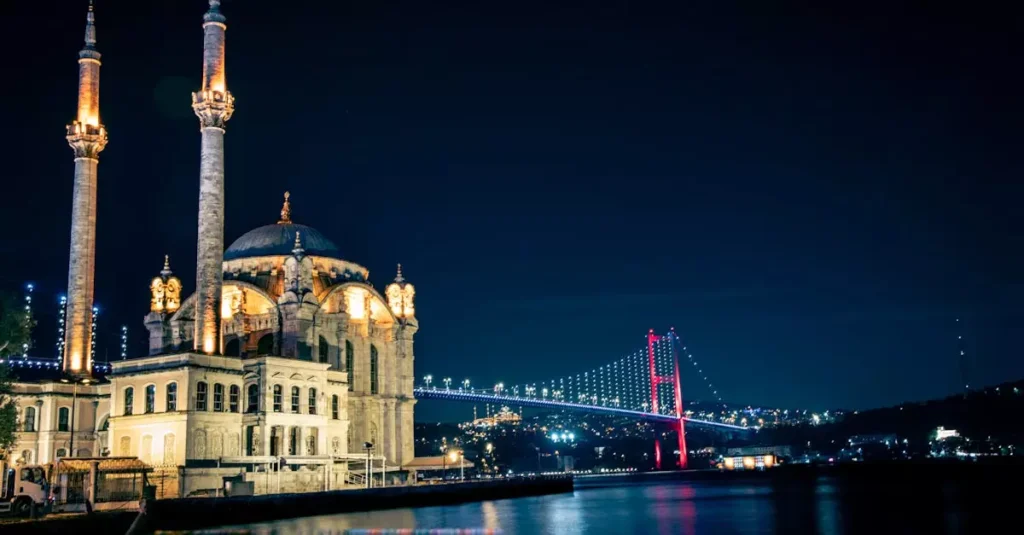 istanbul cost for solo traveler 36473758