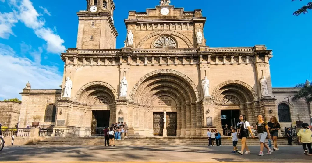 manila couple travel cost per day 37001517