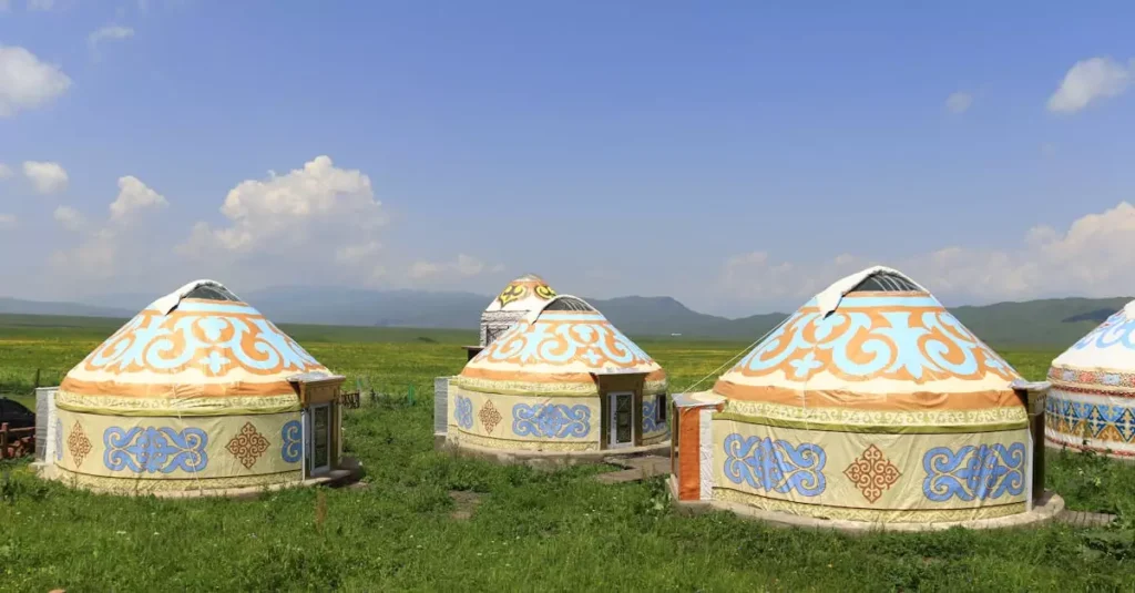 mongolia glamping cost 32663911