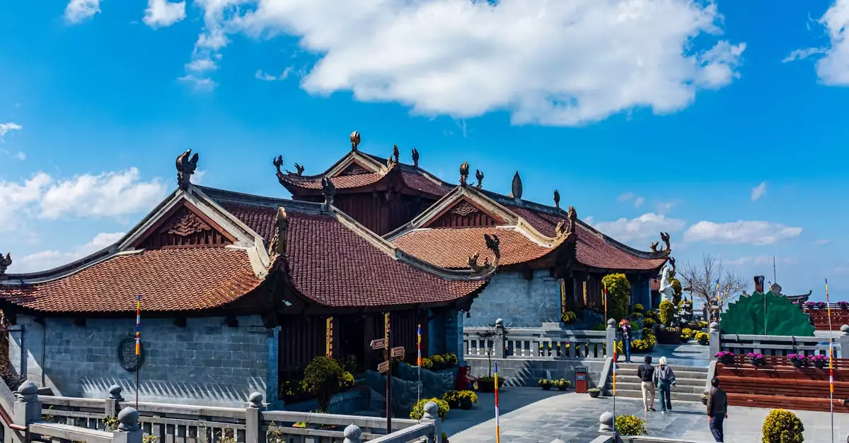 sapa trekking cost per day