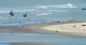 chittagong beach trip cost 33947888