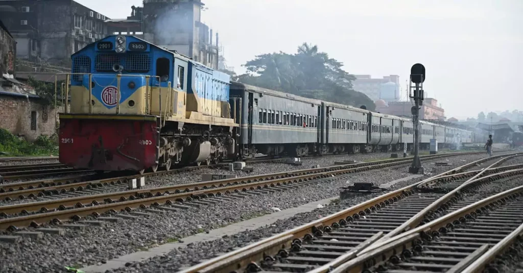 dhaka to chittagong train price 5204045