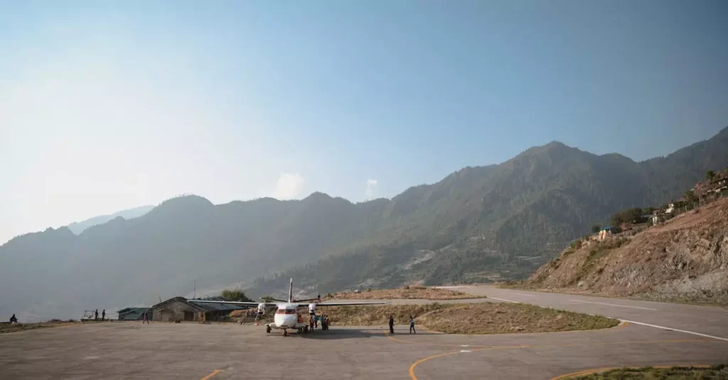 ebc trek flight to lukla price 28509465