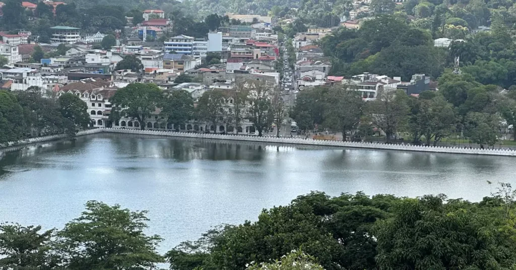 kandy 1 night travel cost 32795550