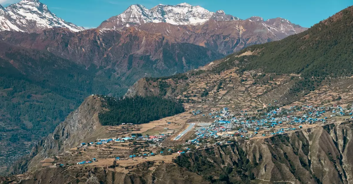 nepal currency exchange fee airport