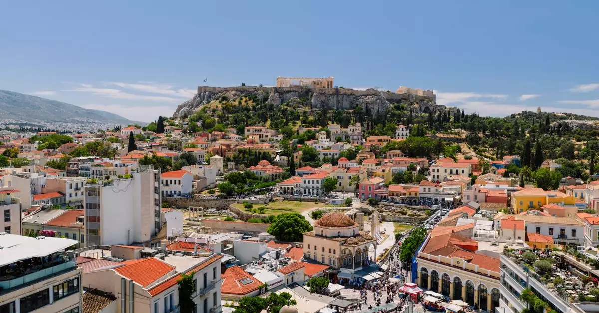 Scenic aerial view of Athens, Greece, showcasing the Acropolis and surrounding architecture.