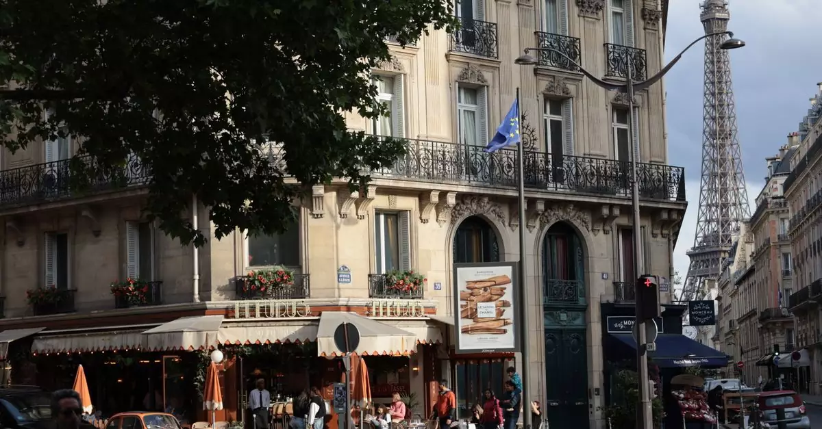 Quaint Parisian caf&eacute; scene with a view of the iconic Eiffel Tower, embodying the city's classic appeal.