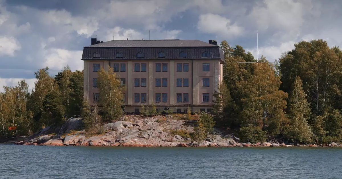 Scenic view of a historic building on Hylkysaari Island, set against the Baltic Sea, Helsinki.